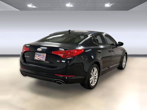 Used 2013 Kia Optima LX FWD image 9