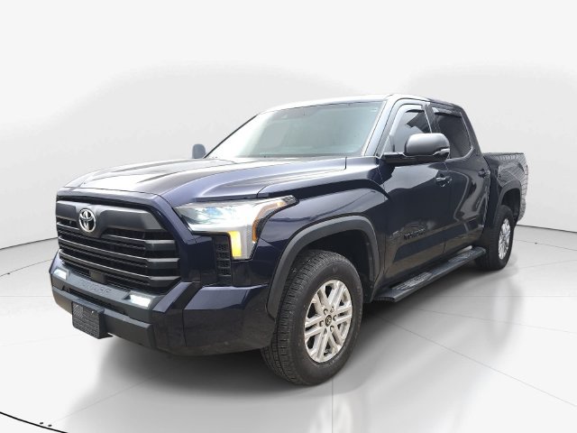 Used 2023 Toyota Tundra SR5 w/ SR5 Premium Package AWD/4WD image 10