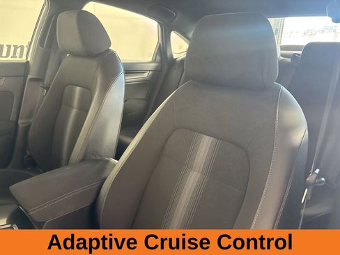 Used 2023 Honda Civic Sport image 8