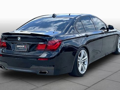Used 2013 BMW 740i RWD image 11