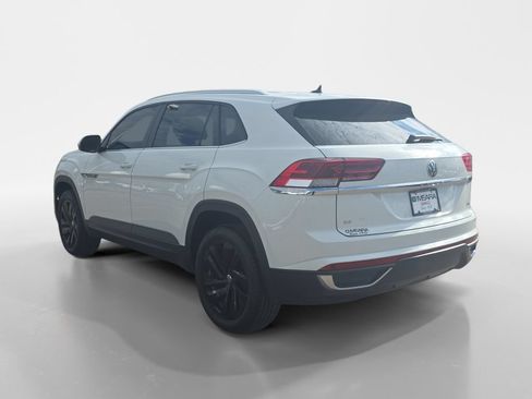 Used 2023 Volkswagen Atlas Cross Sport SE AWD/4WD image 3