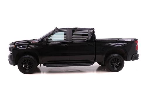 Used 2020 Chevrolet Silverado 1500 LT Trail Boss image 3