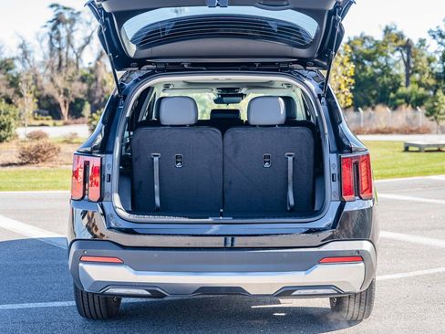 New 2026 Kia Sorento S w/ S Panoramic Sunroof Package image 11