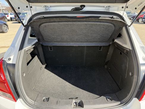 Used 2018 Chevrolet Trax LT w/ LT Convenience Package image 13