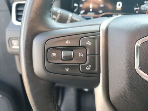 Used 2022 GMC Yukon Denali w/ Denali Premium Package image 34