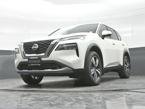 Used 2023 Nissan Rogue SL w/ SL Premium Package AWD/4WD image 25