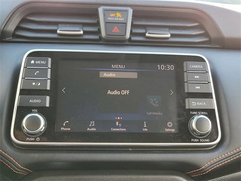 Used 2020 Nissan Versa SR w/ Convenience Package image 19