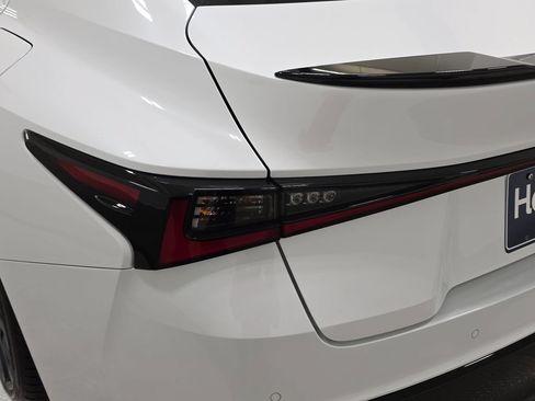 Used 2025 Lexus IS 350 F Sport AWD/4WD image 31