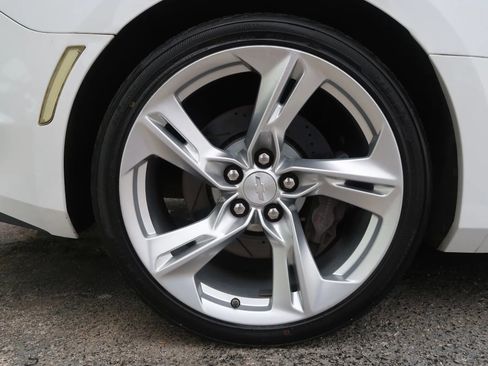 Used 2022 Chevrolet Camaro SS RWD image 45
