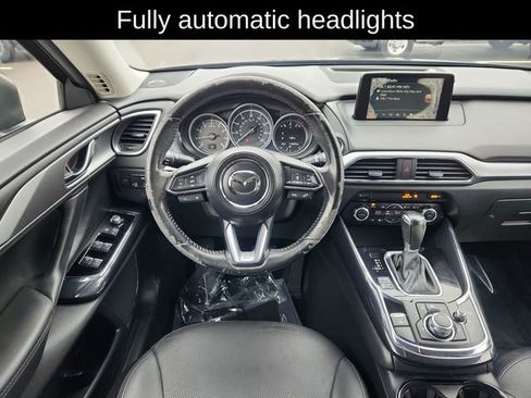 Used 2018 MAZDA CX-9 Touring w/ Touring Premium Package image 22