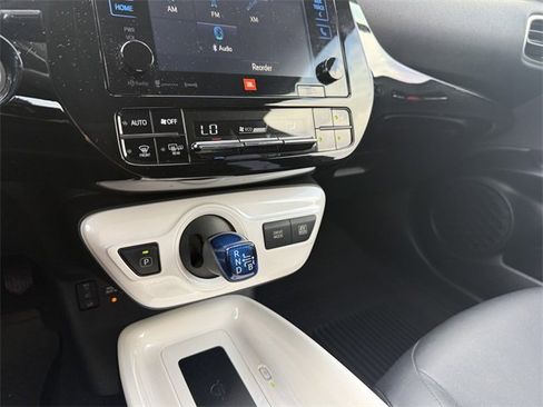 Used 2016 Toyota Prius Four w/ Advanced Technology Package image 49