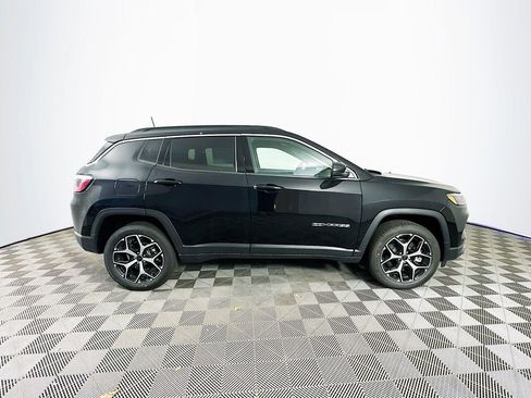 New 2026 Jeep Compass Limited AWD/4WD image 10