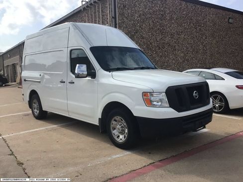 Used 2021 Nissan NV 2500 SV w/ Navigation Package RWD image 3