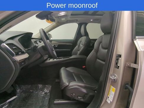 Used 2023 Volvo XC90 B6 Ultimate w/ Lounge Package image 12