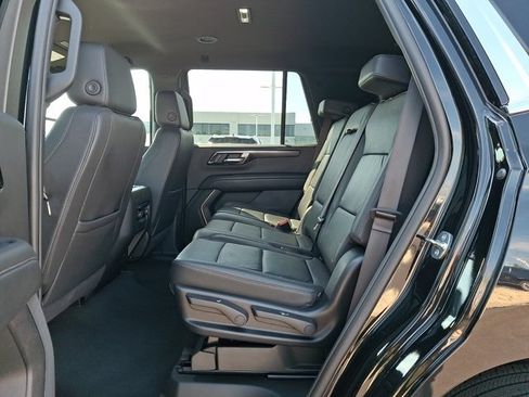 Used 2025 Chevrolet Tahoe LT AWD/4WD image 10