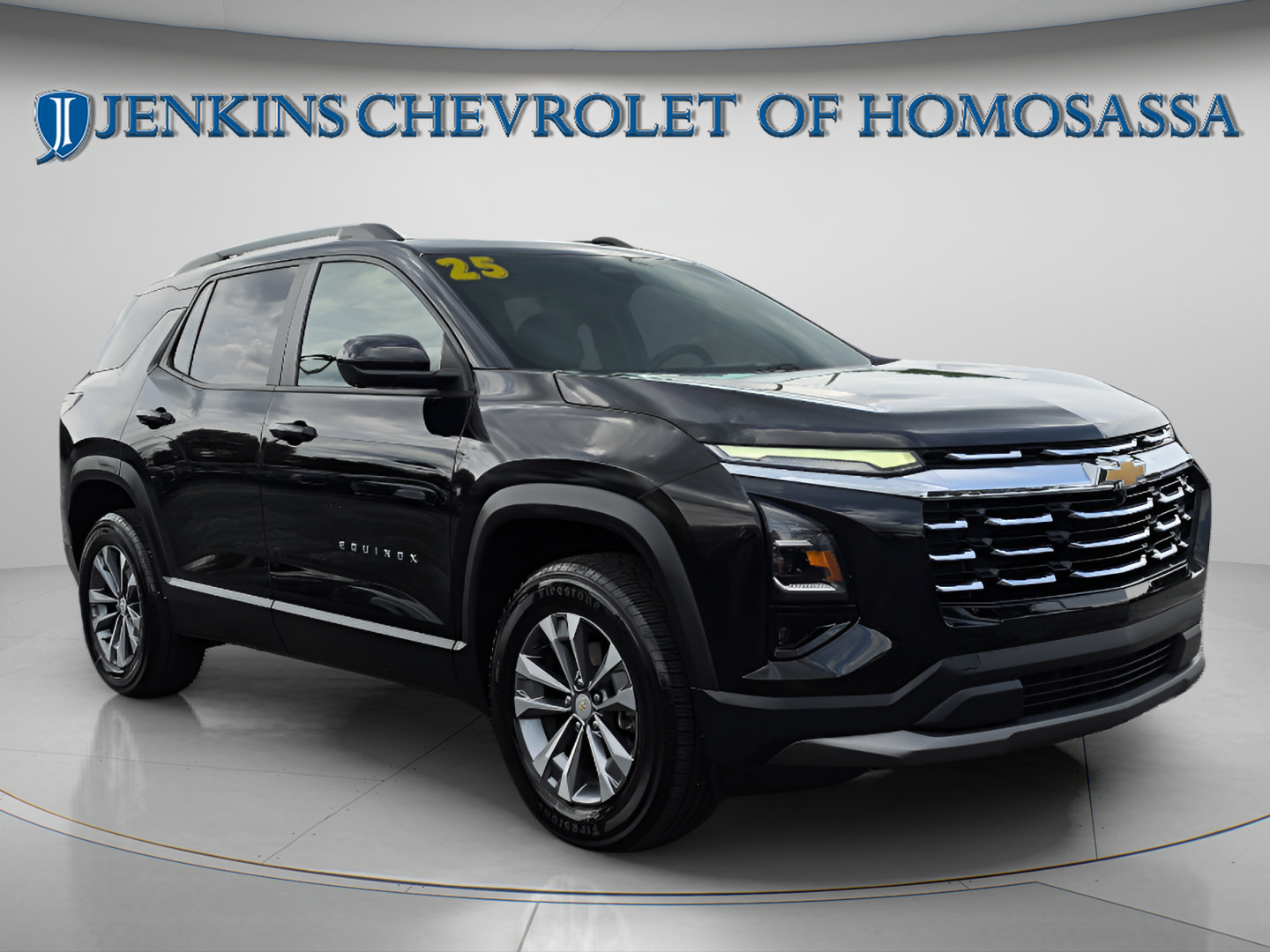 Used 2025 Chevrolet Equinox LT w/ Convenience Package II FWD image 1