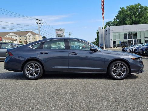 Used 2024 Honda Accord EX image 7