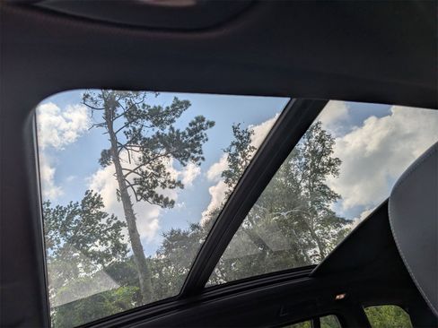 Used 2022 BMW X3 xDrive30i w/ Convenience Package image 28