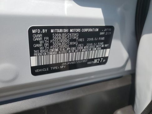 New 2026 Mitsubishi Outlander LE AWD/4WD image 27