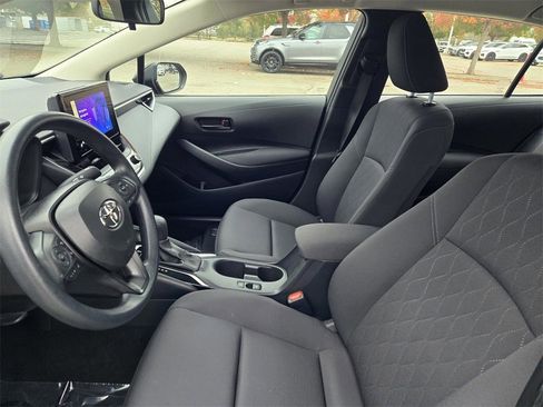 Used 2024 Toyota Corolla LE image 27