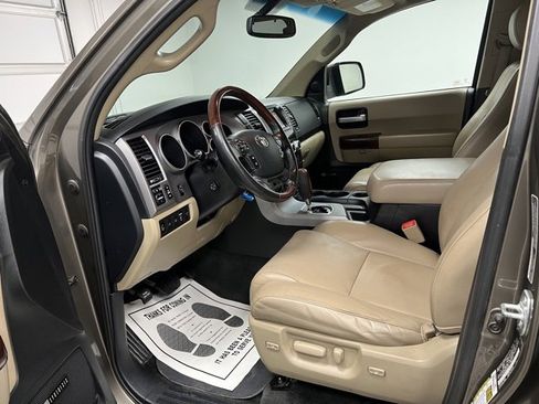Used 2012 Toyota Sequoia Platinum image 20