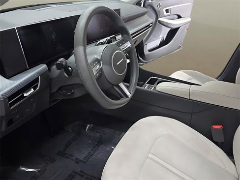 Used 2025 Hyundai Sonata SEL image 17