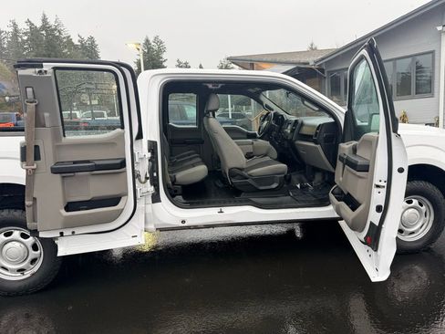 Used 2018 Ford F150 XL w/ XL Power Equipment Group image 23