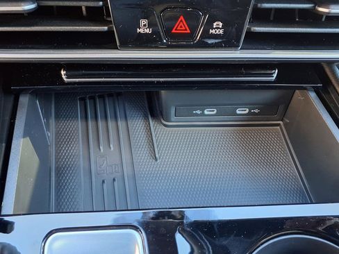 New 2026 Volkswagen Atlas Cross Sport SE image 32