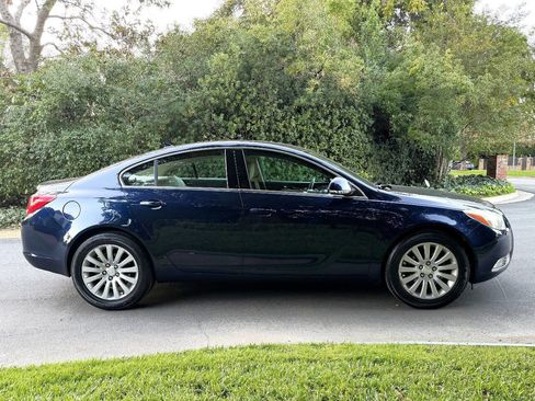 Used 2012 Buick Regal Leather image 7