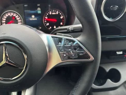 New 2025 Mercedes-Benz Sprinter 2500 image 22