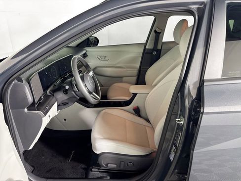 Used 2024 Hyundai Kona SEL FWD image 11
