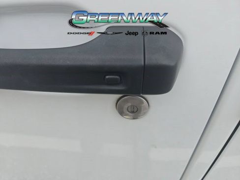 Used 2022 Jeep Wrangler Unlimited Sahara w/ Cold Weather Group AWD/4WD image 14