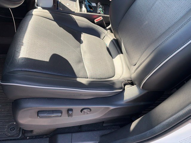 Used 2025 Honda Odyssey Elite image 6