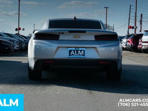 Used 2017 Chevrolet Camaro LT image 7