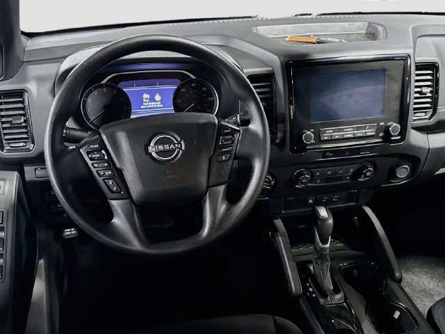 Used 2023 Nissan Frontier SV w/ Midnight Edition Package AWD/4WD image 19