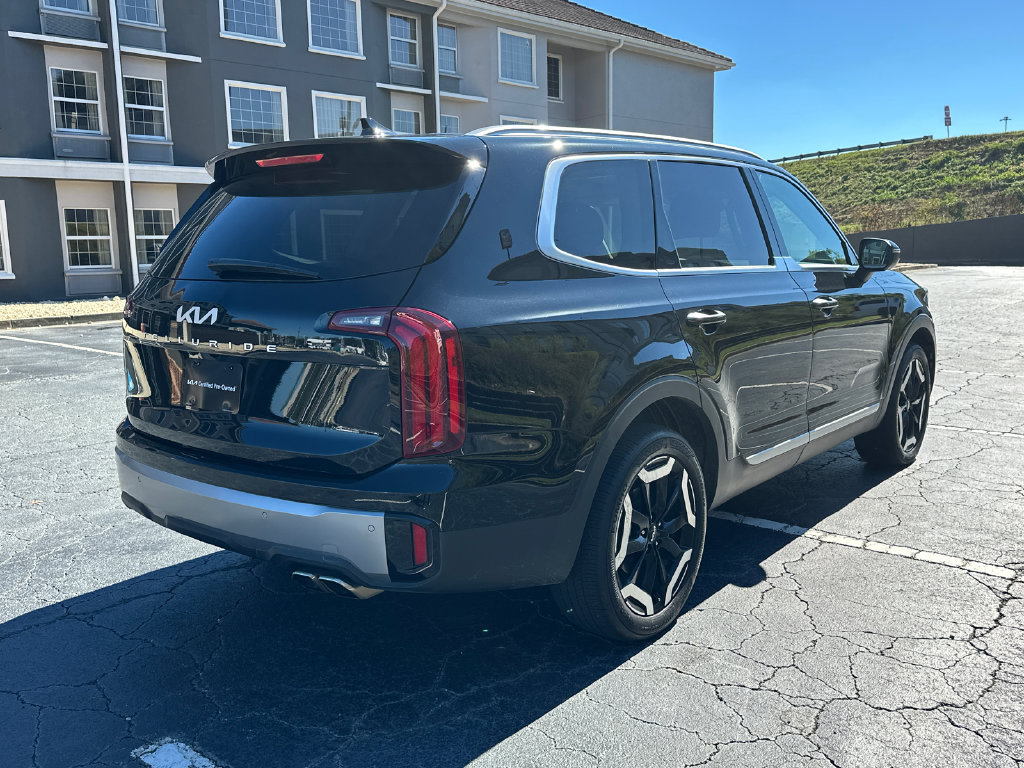 Certified 2025 Kia Telluride S FWD image 7