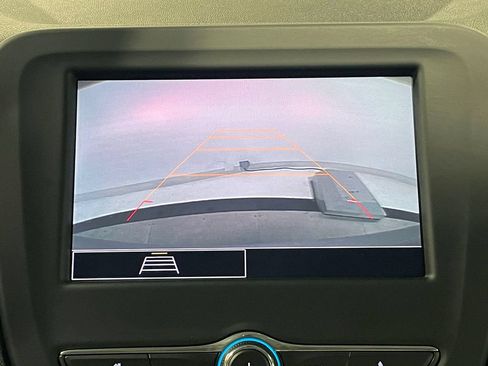 Used 2023 Chevrolet Equinox LS FWD image 4