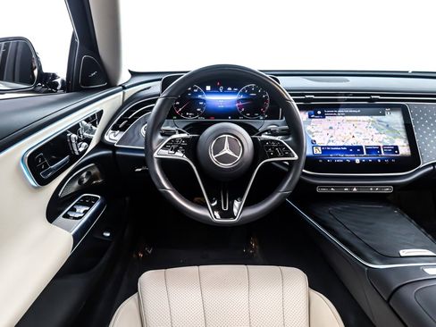 Certified 2024 Mercedes-Benz E 350 4MATIC Sedan image 7