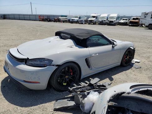 Used 2020 Porsche 718 Boxster Spyder image 9