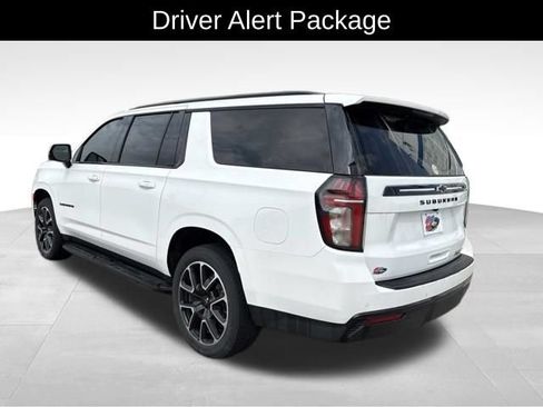 Used 2023 Chevrolet Suburban RST w/ Luxury Package AWD/4WD image 6