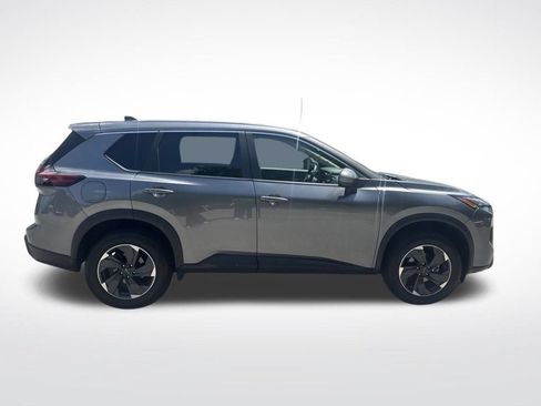 Used 2024 Nissan Rogue SV AWD/4WD image 15