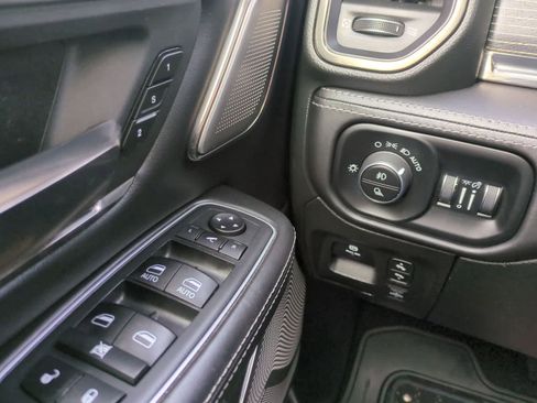 Used 2020 RAM 1500 Limited image 28