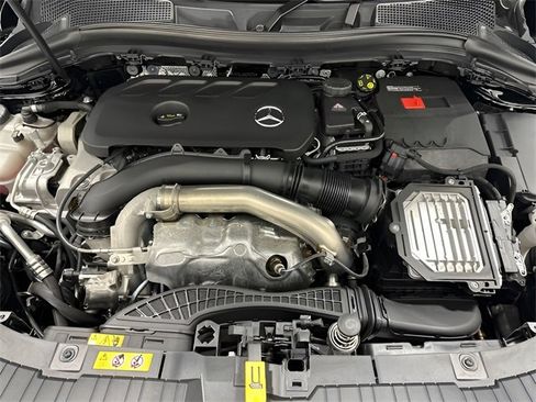 Used 2025 Mercedes-Benz GLA 250 GLA 250 image 10