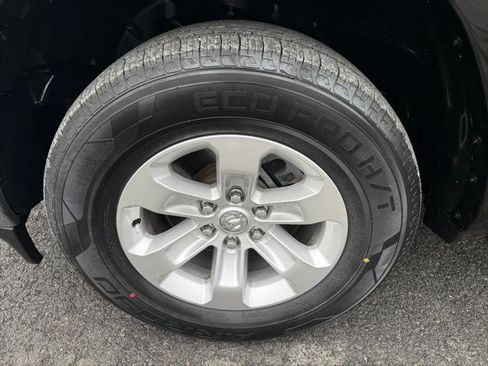 Certified 2021 RAM 1500 Laramie image 22