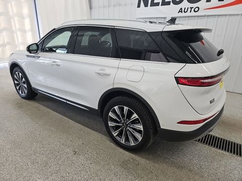 Used 2022 Lincoln Corsair Reserve w/ Equipment Group 201A image 9