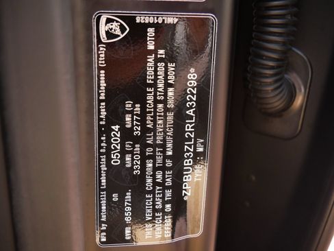 Used 2024 Lamborghini Urus S AWD/4WD image 26
