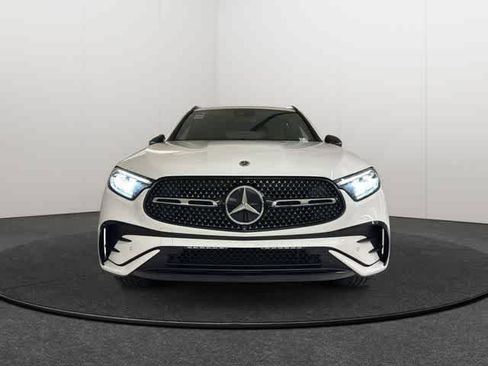 Certified 2026 Mercedes-Benz GLC 300 4MATIC image 2