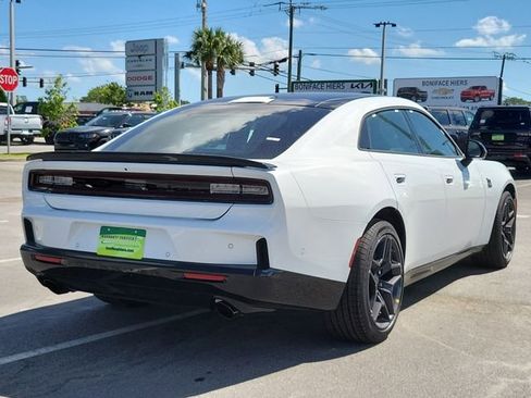 New 2026 Dodge Charger Scat Pack image 4