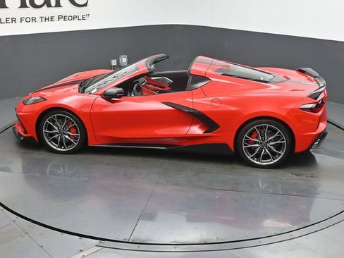 Used 2023 Chevrolet Corvette Stingray Preferred Cpe w/ Z51 Performance Package RWD image 45