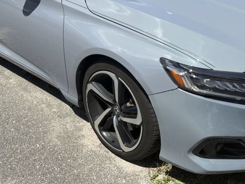 Used 2021 Honda Accord Sport image 2
